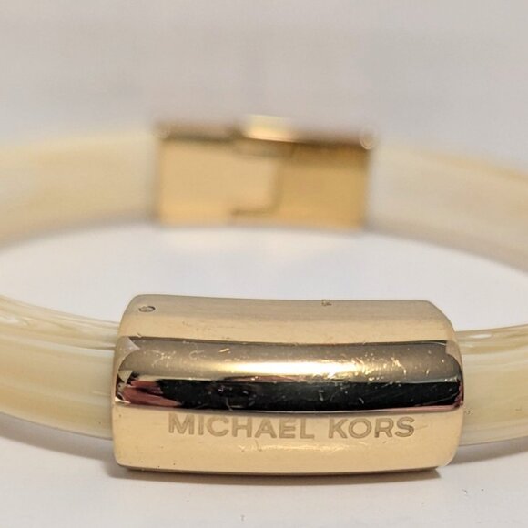 Michael Kors Chunky/Runway Gold w/ creamy Latte Color Signed Hinged Bracelet - Picture 1 of 5
